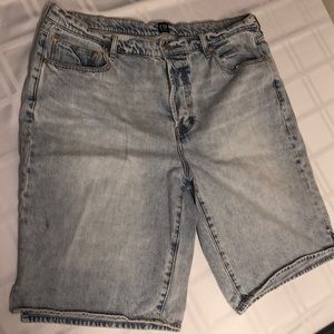Women’s Denim Gap shorts
